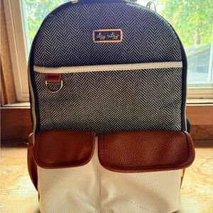 Itzy Ritzy Black and Brown Baby Bag with Modern Design